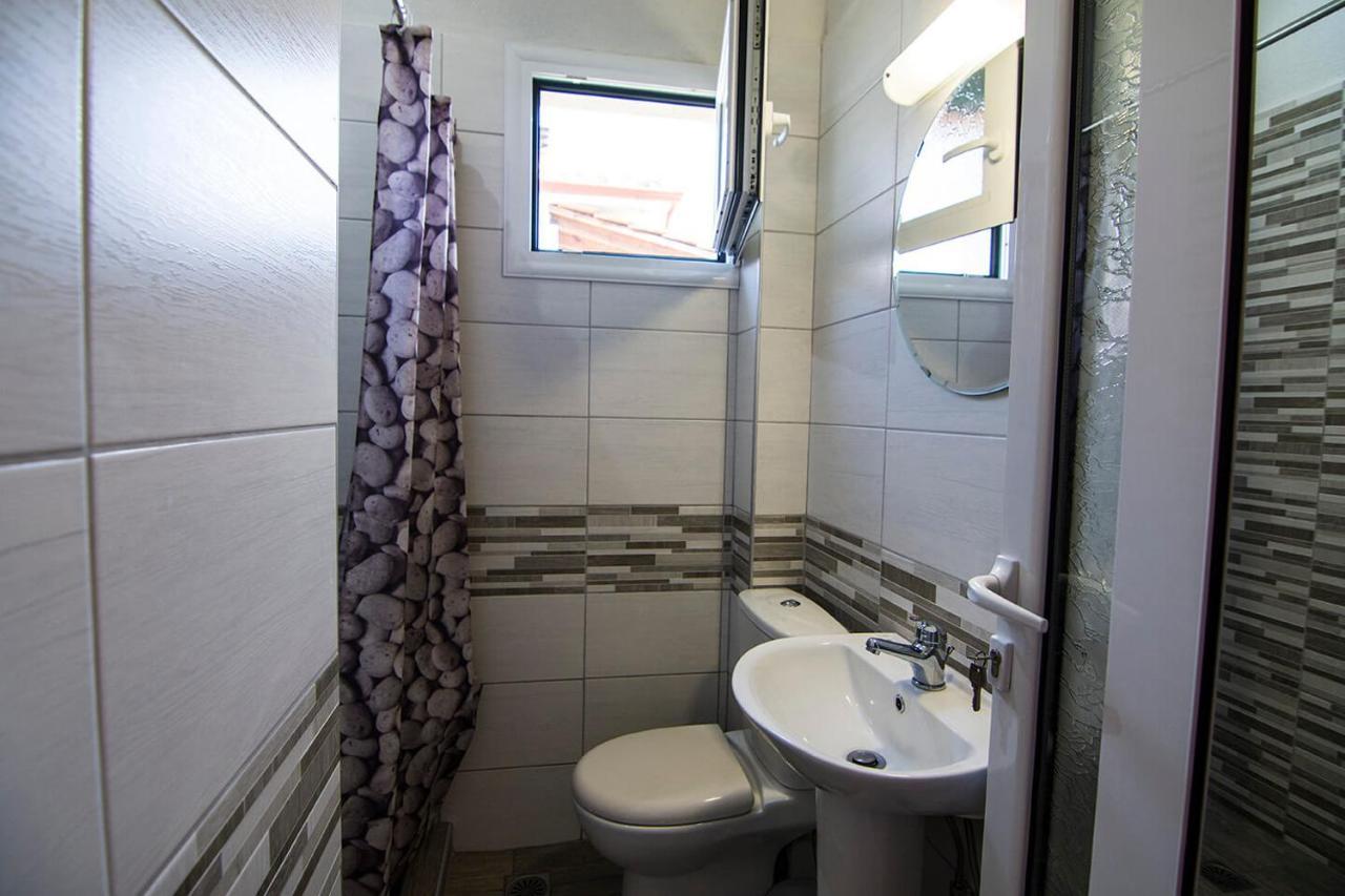 Christodoulos Eleftheria House Nea Vrasna Bagian luar foto
