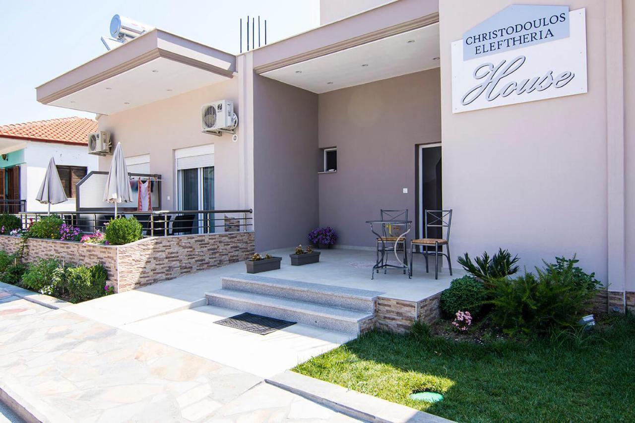 Christodoulos Eleftheria House Nea Vrasna Bagian luar foto