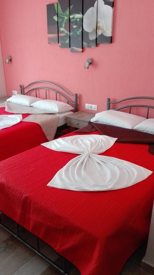 Christodoulos Eleftheria House Nea Vrasna Bagian luar foto